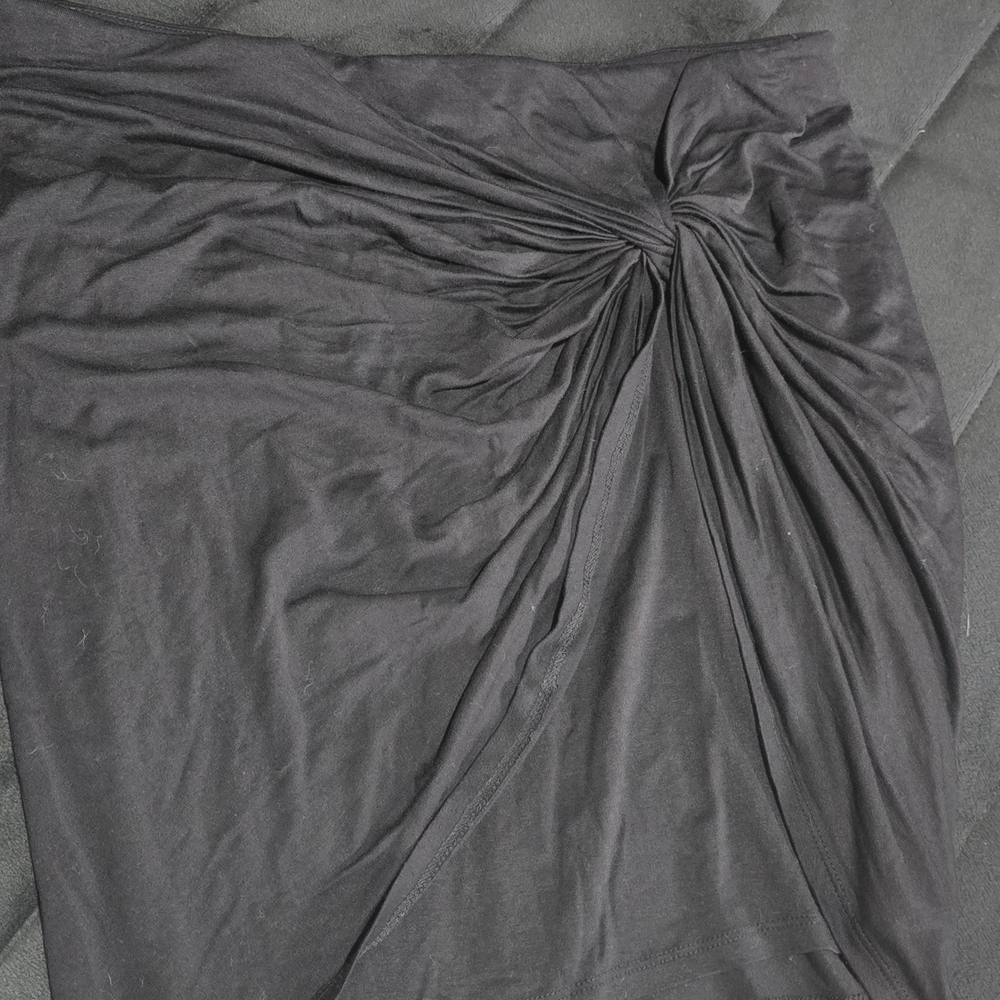 Forever 21 Asymmetrical Black Skirt
